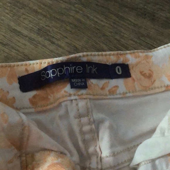 High waisted floral shorts - Picture 3 of 4